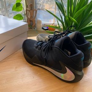 Antetokounmpo Zoom Freak 1 Iridescent